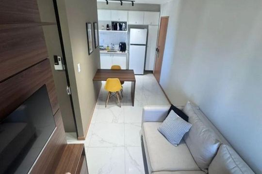 Sala de apartamento para alugar com 1 quarto, 34m² em Jardim Armação, Salvador