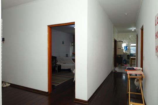 Hall entre cômodos de casa à venda com 3 quartos, 536m² em Jardim Alto Pedroso, São Paulo