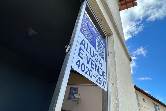 Apartamento à venda com 2 quartos, 50m² em Vila Beneves, Contagem