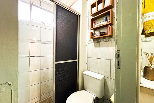 Apartamento à venda com 2 quartos, 50m² em Vila Beneves, Contagem