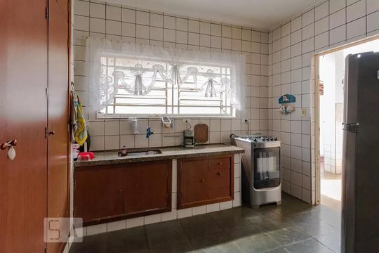 Cozinha de casa à venda com 3 quartos, 155m² em Vila Maria, Campinas