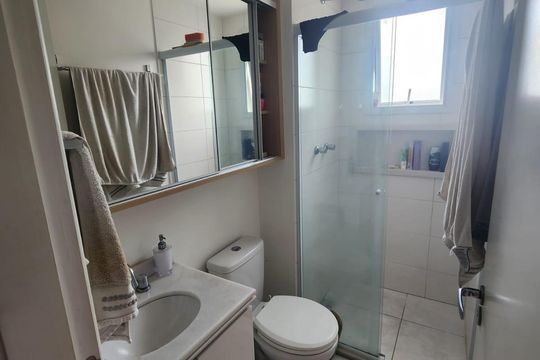 Banheiro de apartamento à venda com 2 quartos, 75m² em Vila Andrade, São Paulo
