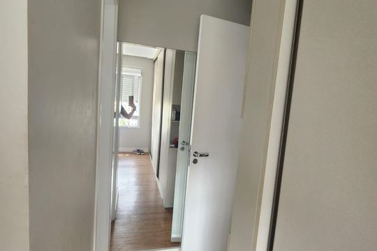 Corredor de apartamento à venda com 2 quartos, 75m² em Vila Andrade, São Paulo