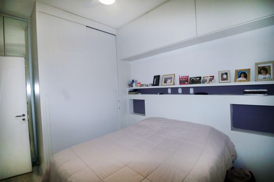 Quarto 2 de casa à venda com 4 quartos, 293m² em Vila Kosmos, Rio de Janeiro