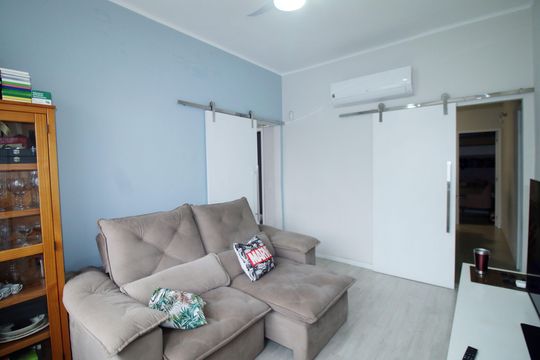 Sala de casa à venda com 4 quartos, 293m² em Vila Kosmos, Rio de Janeiro