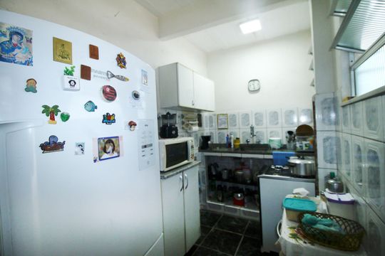 Cozinha 2 de casa à venda com 4 quartos, 293m² em Vila Kosmos, Rio de Janeiro