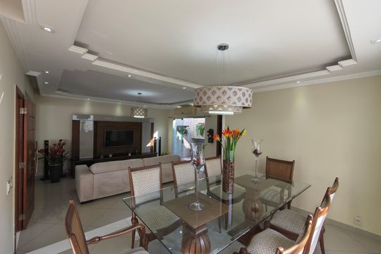 Casa à venda com 3 quartos, 440m² em Freguesia (jacarepaguá), Rio de Janeiro