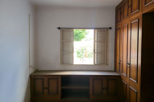Suíte  de casa à venda com 4 quartos, 218m² em Vila Rosalia, Guarulhos