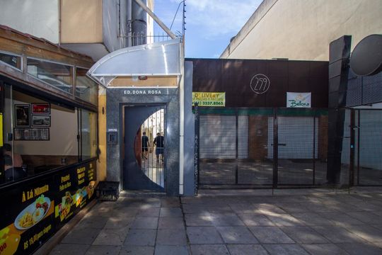 Fachada  de apartamento para alugar com 1 quarto, 35m² em Centro Histórico, Porto Alegre