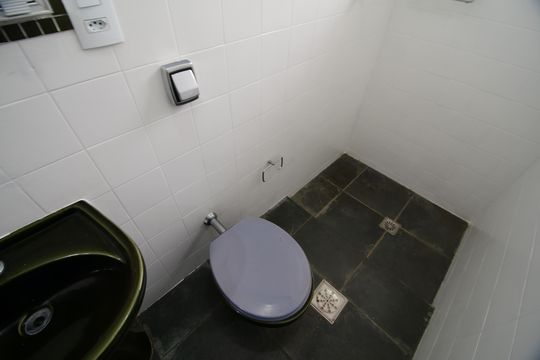 Banheiro - Edícula de casa à venda com 4 quartos, 198m² em Taquaral, Campinas