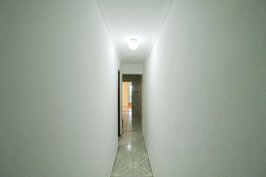 Corredor de casa à venda com 2 quartos, 160m² em Parque Peruche, São Paulo
