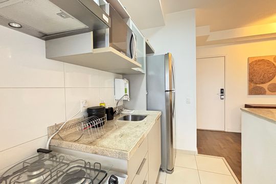Cozinha de apartamento para alugar com 1 quarto, 54m² em Vila Olímpia, São Paulo