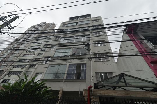 Fachada de apartamento à venda com 1 quarto, 72m² em Liberdade, São Paulo