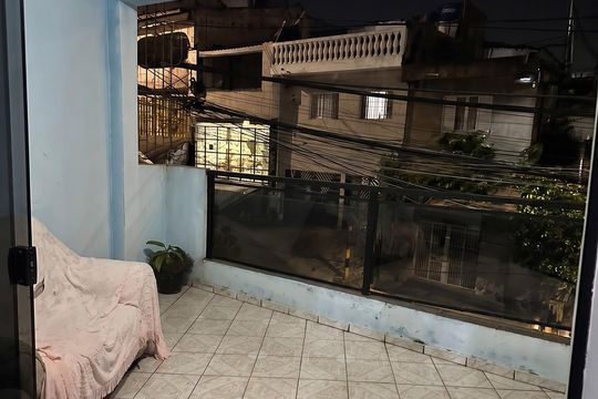 Varanda de casa para alugar com 2 quartos, 80m² em Jardim Danfer, São Paulo