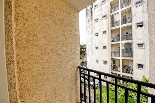 Varanda Suíte de apartamento à venda com 3 quartos, 68m² em Sítio da Figueira, São Paulo