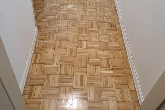 Corredor de apartamento à venda com 1 quarto, 50m² em Boa Vista, Porto Alegre