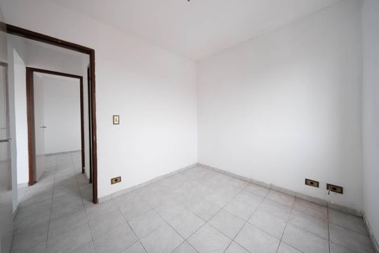 Quarto 1 de apartamento à venda com 2 quartos, 45m² em Vila Araguaia, São Paulo