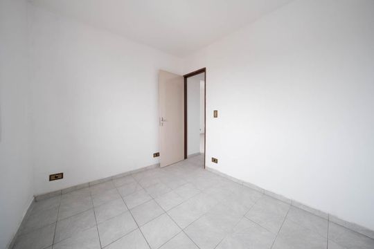 Quarto 1 de apartamento à venda com 2 quartos, 45m² em Vila Araguaia, São Paulo