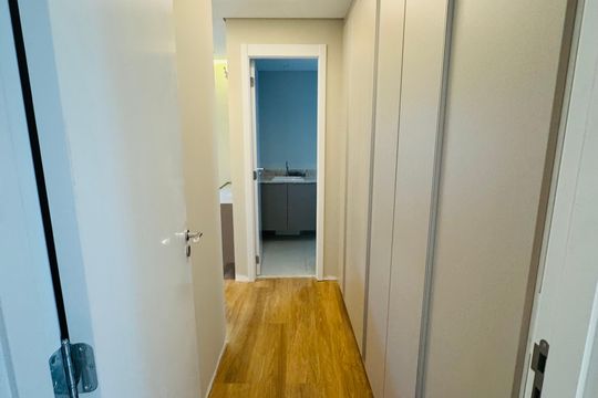 Corredor de apartamento para alugar com 3 quartos, 110m² em Barra Funda, São Paulo