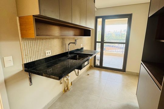 Cozinha de apartamento para alugar com 3 quartos, 110m² em Barra Funda, São Paulo