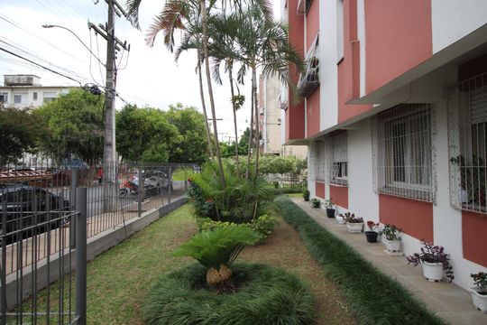 Área externa de kitnet/studio à venda com 0 quarto, 39m² em Jardim Dona Leopoldina, Porto Alegre