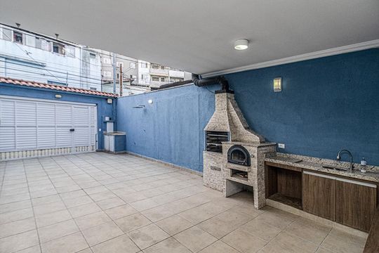 garagem com churrasqueira_1 de casa para alugar com 3 quartos, 160m² em Vila Nair, São Paulo