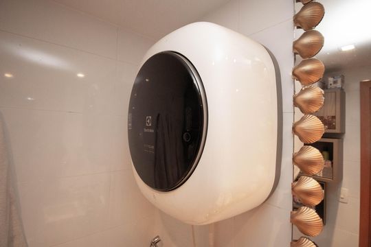 Banheiro da Suíte de apartamento para alugar com 1 quarto, 52m² em Asa Sul, Brasília