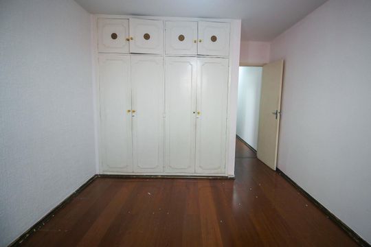 Quarto 2 de casa à venda com 3 quartos, 175m² em Jardim Colombo, São Paulo