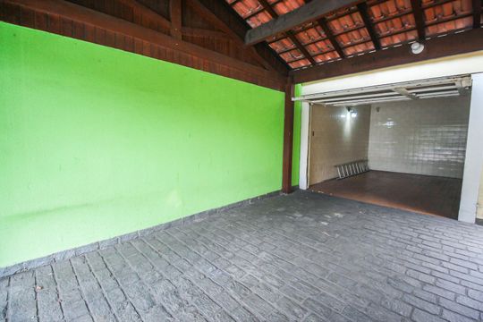 Garagem de casa à venda com 3 quartos, 175m² em Jardim Colombo, São Paulo