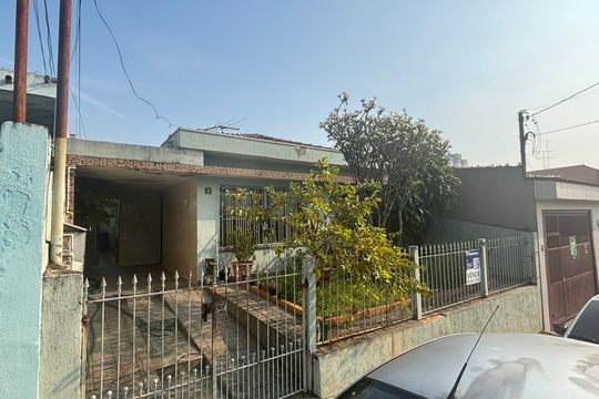 Fachada  de casa à venda com 3 quartos, 220m² em Vila Planalto, São Bernardo do Campo