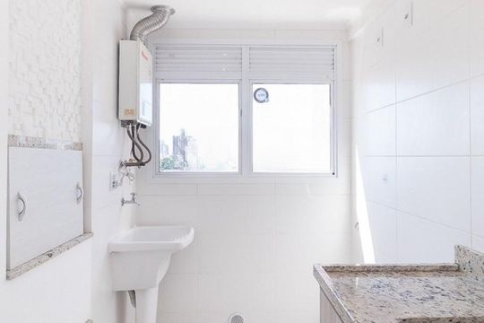 Lavanderia de apartamento para alugar com 1 quarto, 52m² em Azenha, Porto Alegre