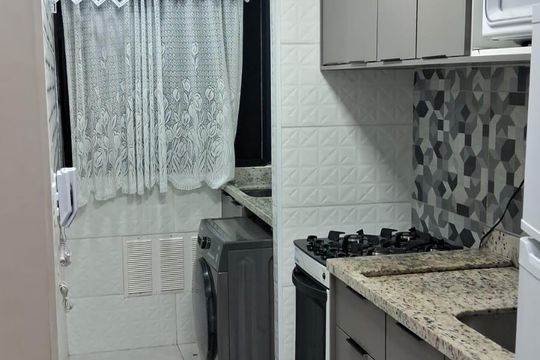 Cozinha de apartamento para alugar com 2 quartos, 42m² em Residencial Palma de Maiorca, Cotia