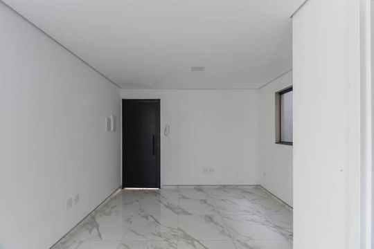 Sala de apartamento à venda com 2 quartos, 48m² em São Lucas, São Paulo