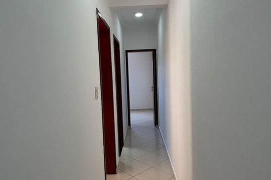 Corredor de casa à venda com 3 quartos, 126m² em Vila Camilópolis, Santo André
