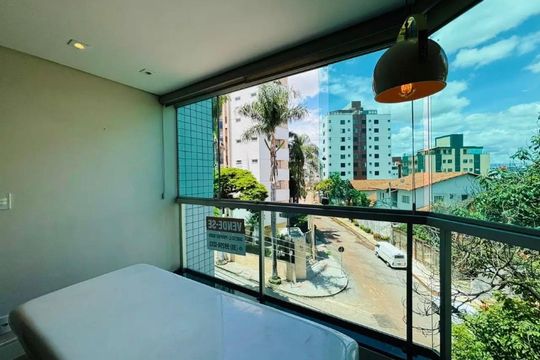 Apartamento para alugar com 4 quartos, 190m² em Pampulha, Belo Horizonte