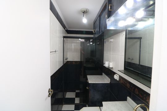 Banheiro social de apartamento à venda com 2 quartos, 60m² em Vila Prudente, São Paulo