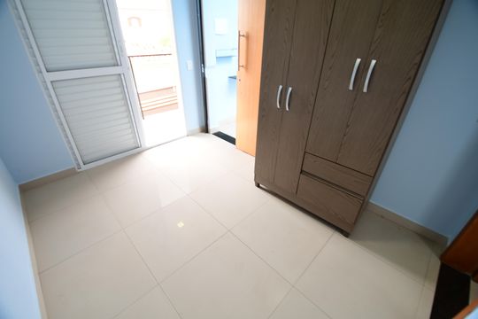 Quarto 1 - Suíte de casa de condomínio à venda com 2 quartos, 84m² em Vila Nogueira, Campinas