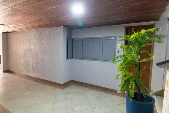 Vista da Sala de apartamento à venda com 1 quarto, 42m² em Icaraí, Niterói