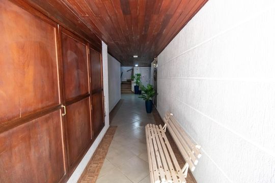 Entrada de apartamento à venda com 1 quarto, 42m² em Icaraí, Niterói
