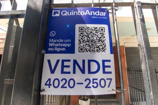 Plaquinha  de apartamento à venda com 1 quarto, 42m² em Icaraí, Niterói