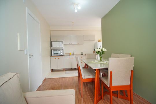 Sala de apartamento à venda com 2 quartos, 43m² em Rubem Berta, Porto Alegre