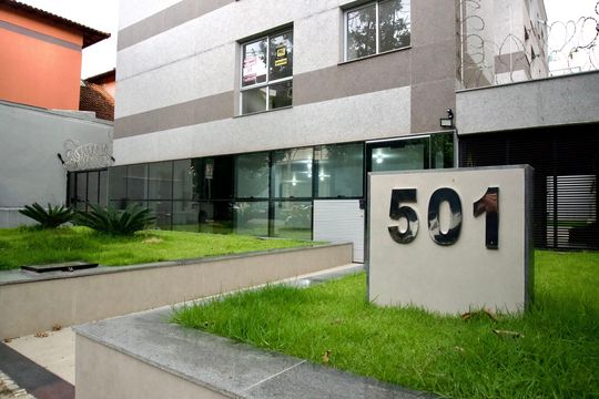 Fachada do Prédio de apartamento à venda com 2 quartos, 69m² em Funcionários, Belo Horizonte