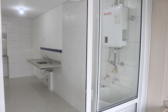 Área de Serviço de apartamento para alugar com 2 quartos, 75m² em Barcelona, São Caetano do Sul