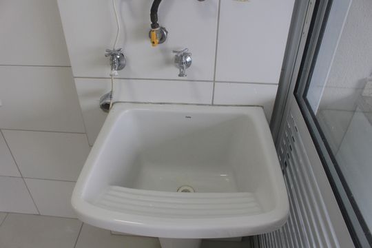 Área de Serviço de apartamento para alugar com 2 quartos, 75m² em Barcelona, São Caetano do Sul