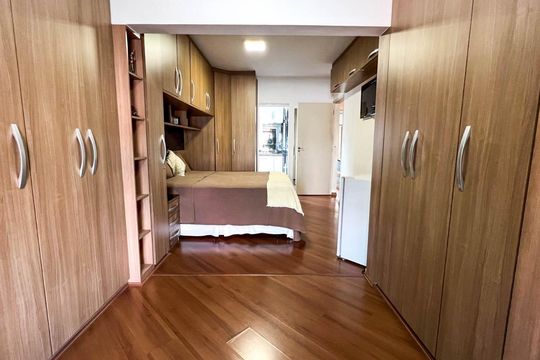 Quarto de casa à venda com 4 quartos, 324m² em Nossa Senhora do O, São Paulo