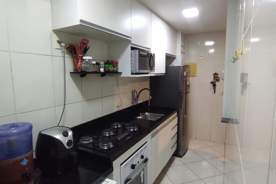Cozinha de apartamento para alugar com 2 quartos, 60m² em Taquara, Rio de Janeiro