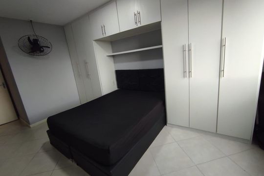Quarto de apartamento para alugar com 2 quartos, 60m² em Taquara, Rio de Janeiro