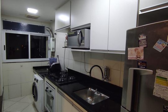 Cozinha de apartamento para alugar com 2 quartos, 60m² em Taquara, Rio de Janeiro