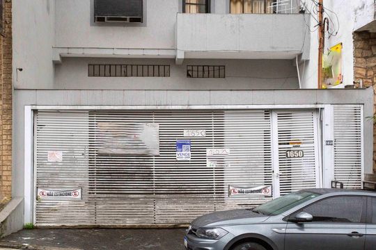 Fachada de casa para alugar com 2 quartos, 290m² em Taboão, Diadema