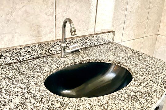 Banheiro 2 de casa à venda com 3 quartos, 180m² em Jardim Nova Ipanema, Guarulhos
